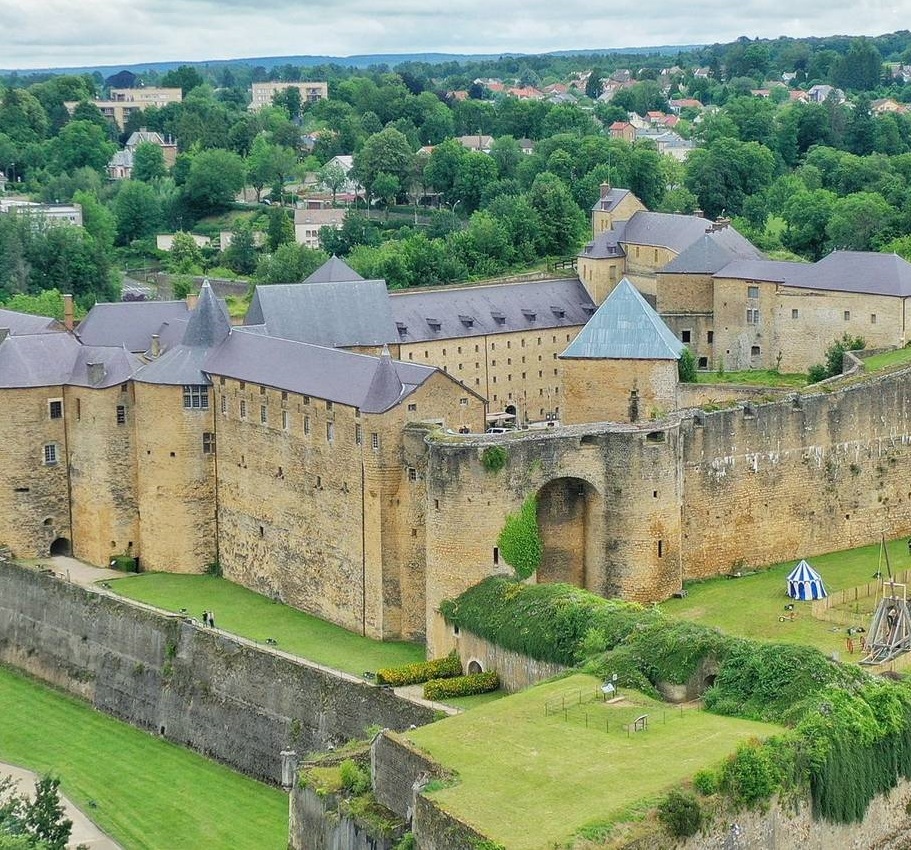 chteau-de-sedan-vue-aerienne-pierre-holley_3_81704-164139945897978